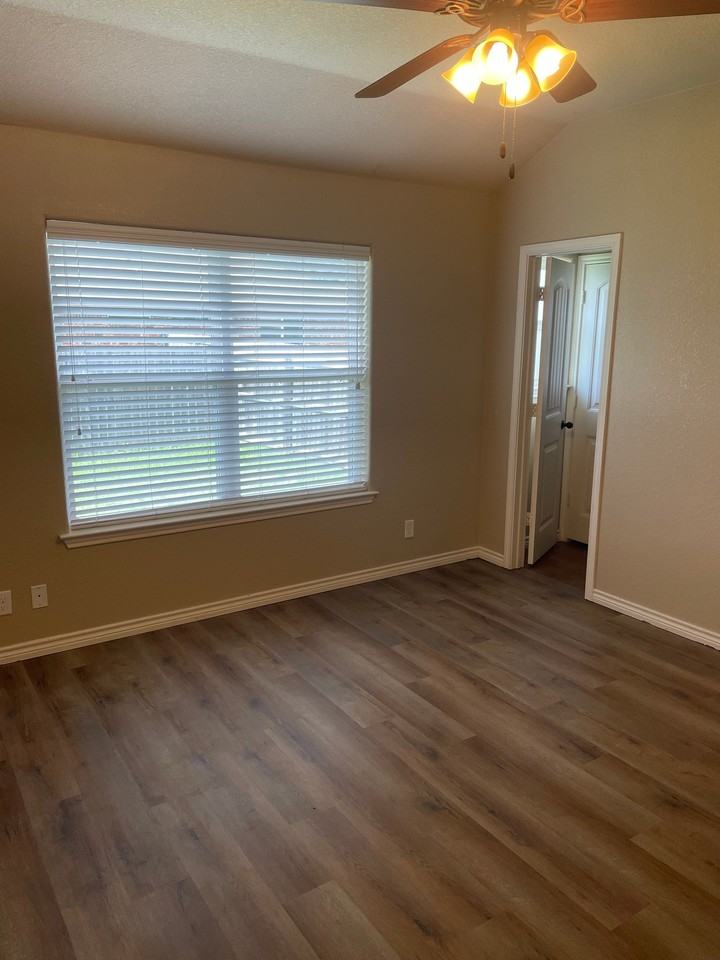 511 Kacie Dr #A - Photo 5 of 9