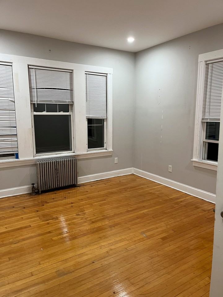99 Franklin St #6 - Photo 5 of 10