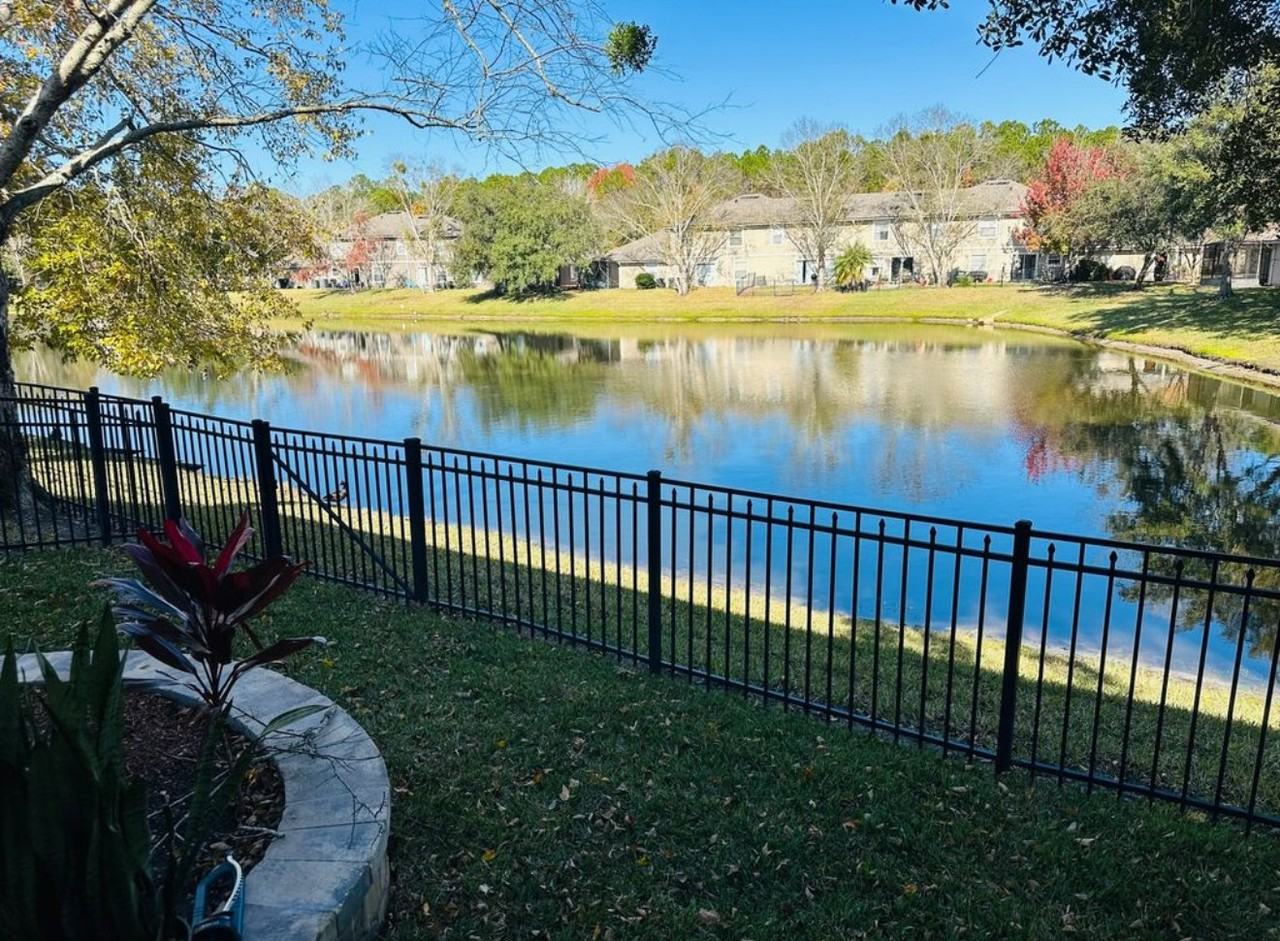 1630 Vineland Cir #C - Photo 2 of 16