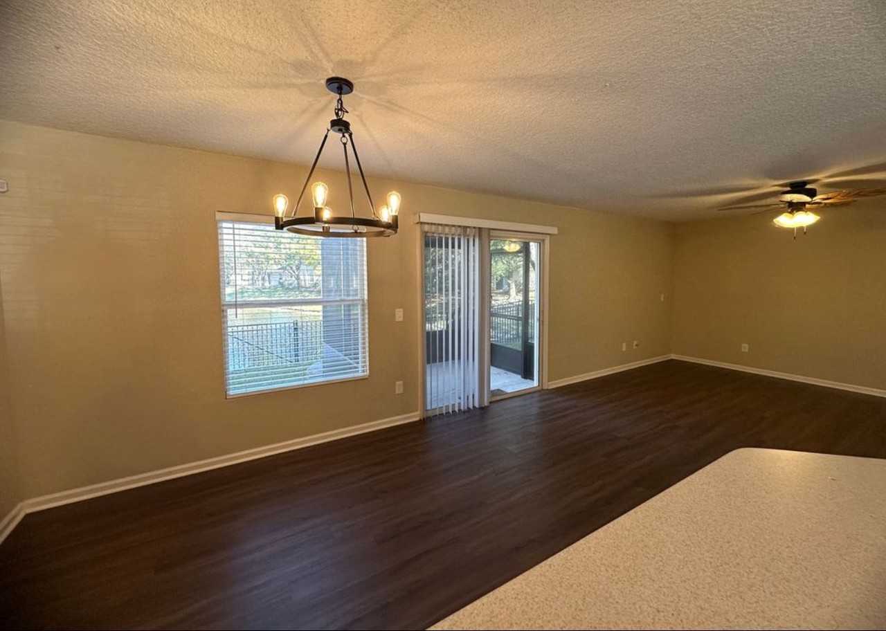 1630 Vineland Cir #C - Photo 7 of 16