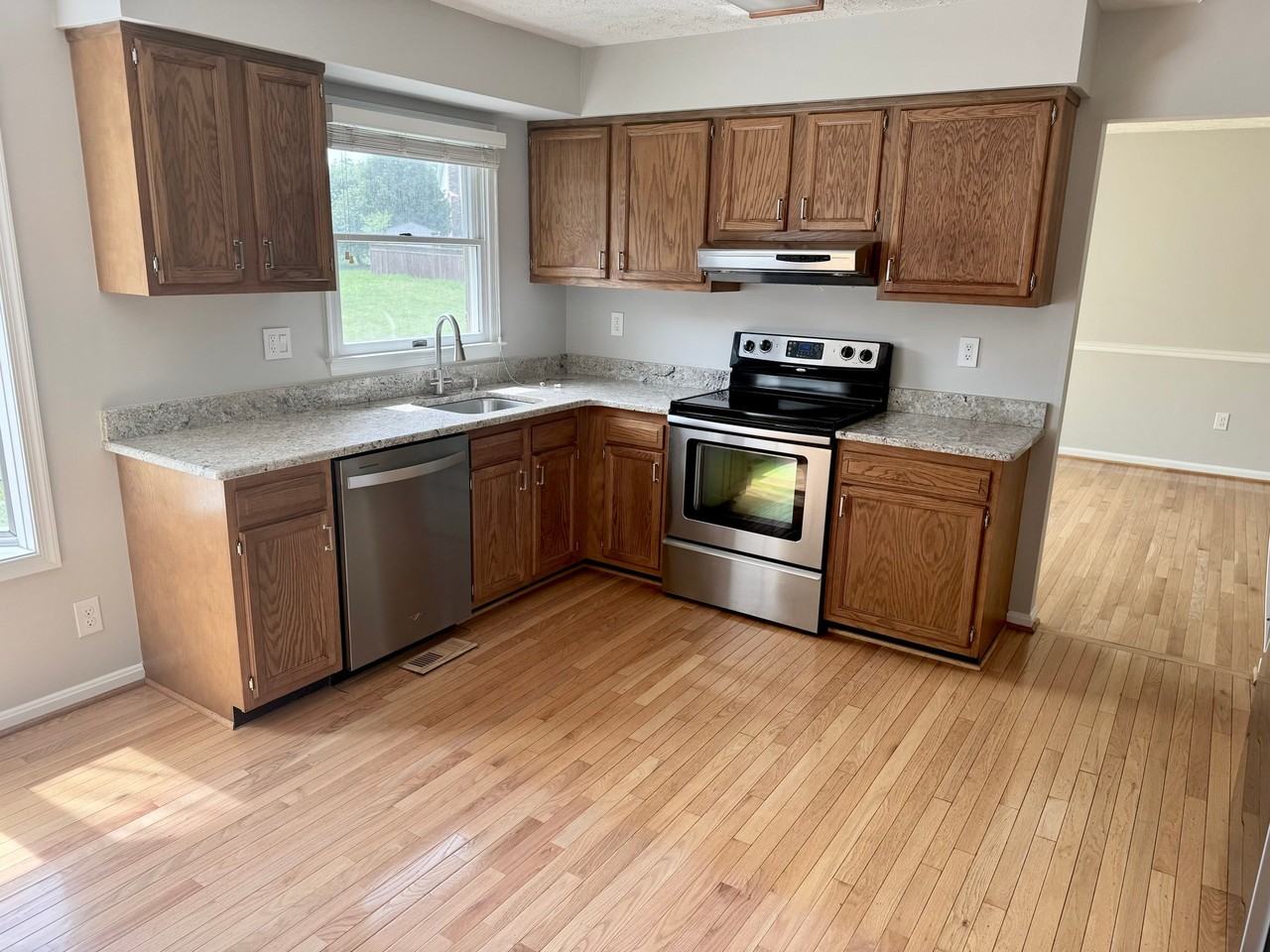 7420 Merrimusic Cir - Photo 5 of 20