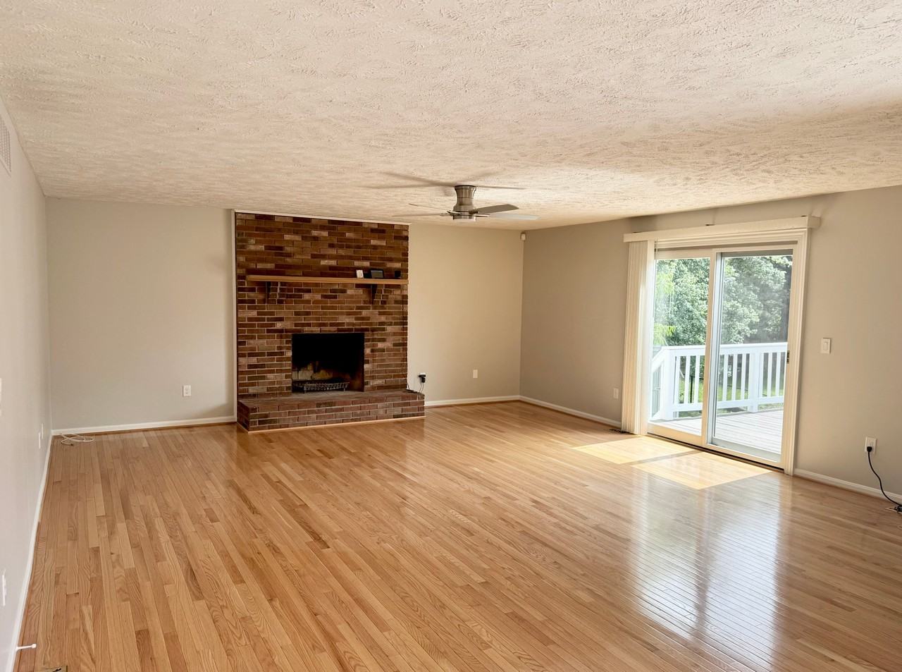 7420 Merrimusic Cir - Photo 6 of 20