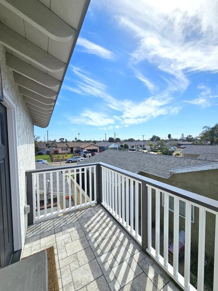 633 W Fir Ave #3 - Photo 5 of 15