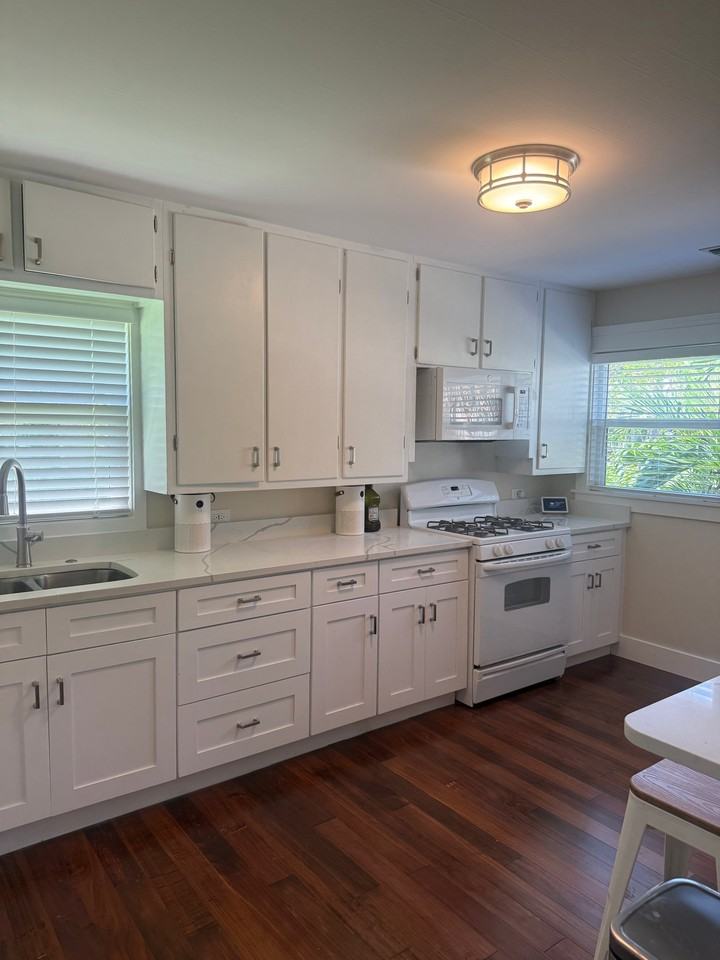 701 Oak Ave - Photo 3 of 16