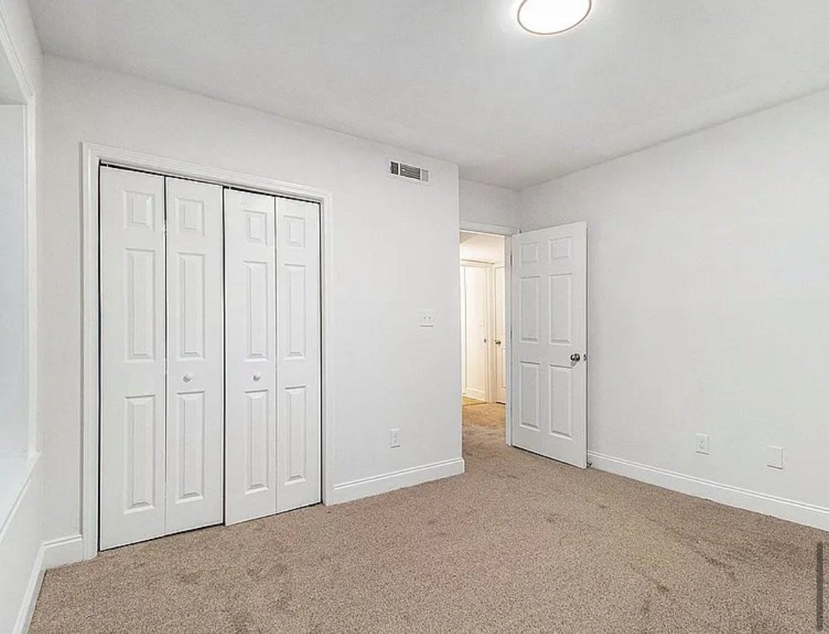 2367 Cascade Rd Sw - Photo 5 of 6