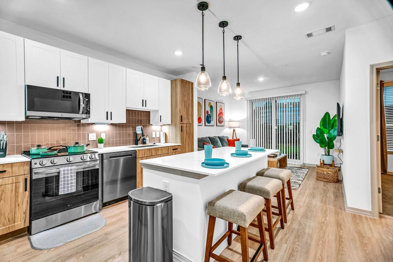 12099 Luna Rd #309 - Photo 3 of 16