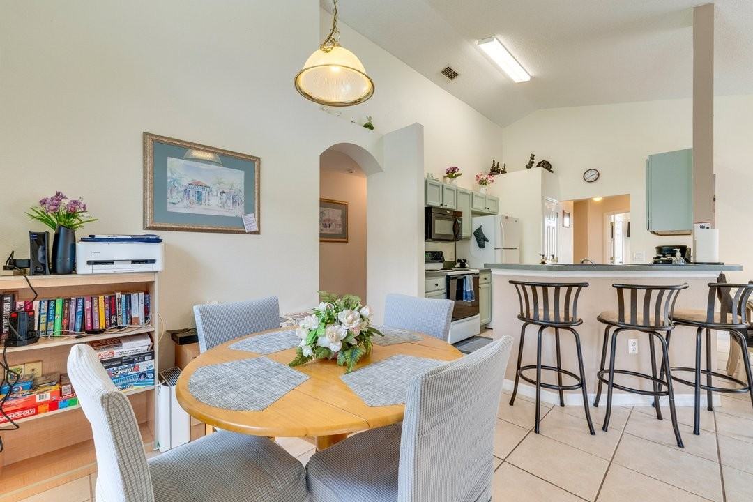 1413 Park Pl - Photo 3 of 16