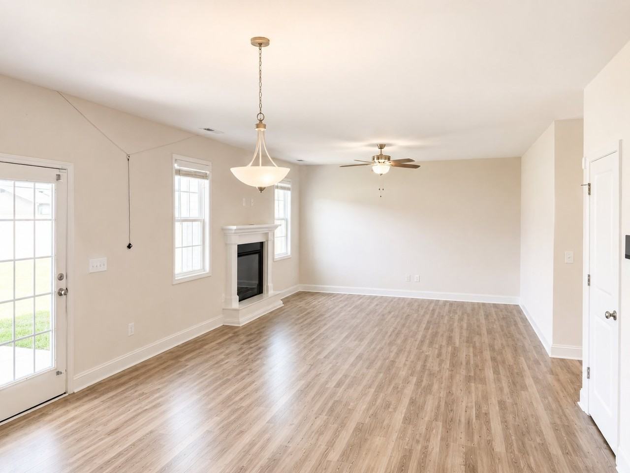 2120 Lunsford Dr - Photo 5 of 16