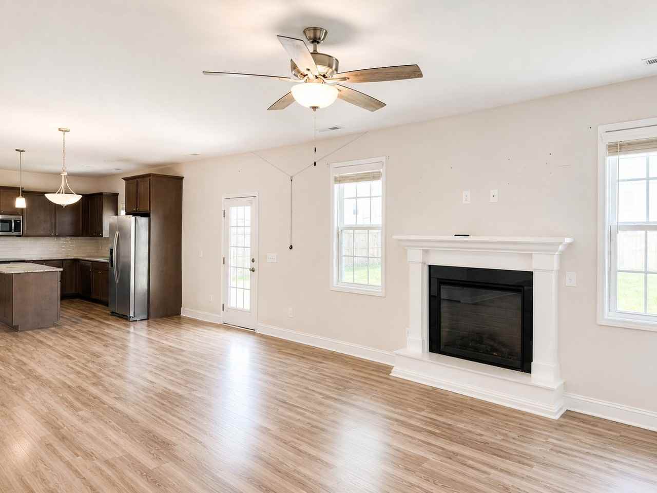 2120 Lunsford Dr - Photo 6 of 16