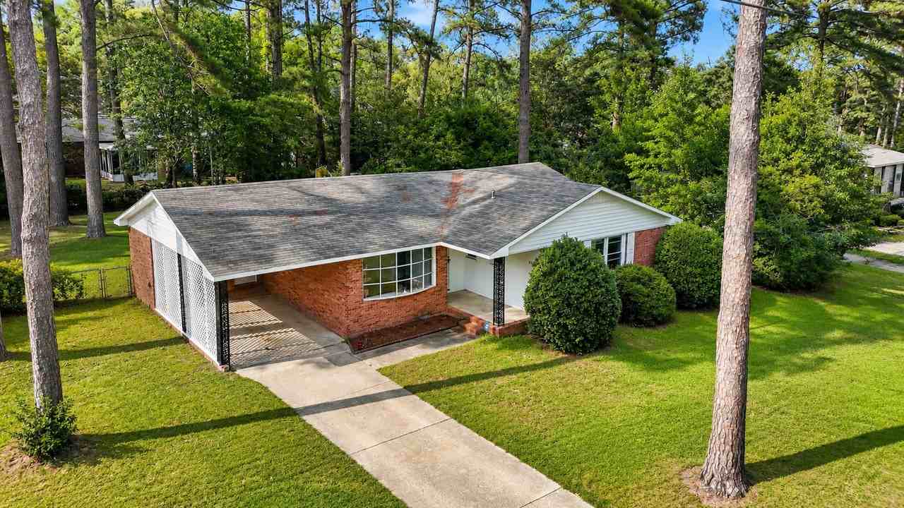 6350 Rannock Dr #E - Photo 2 of 10