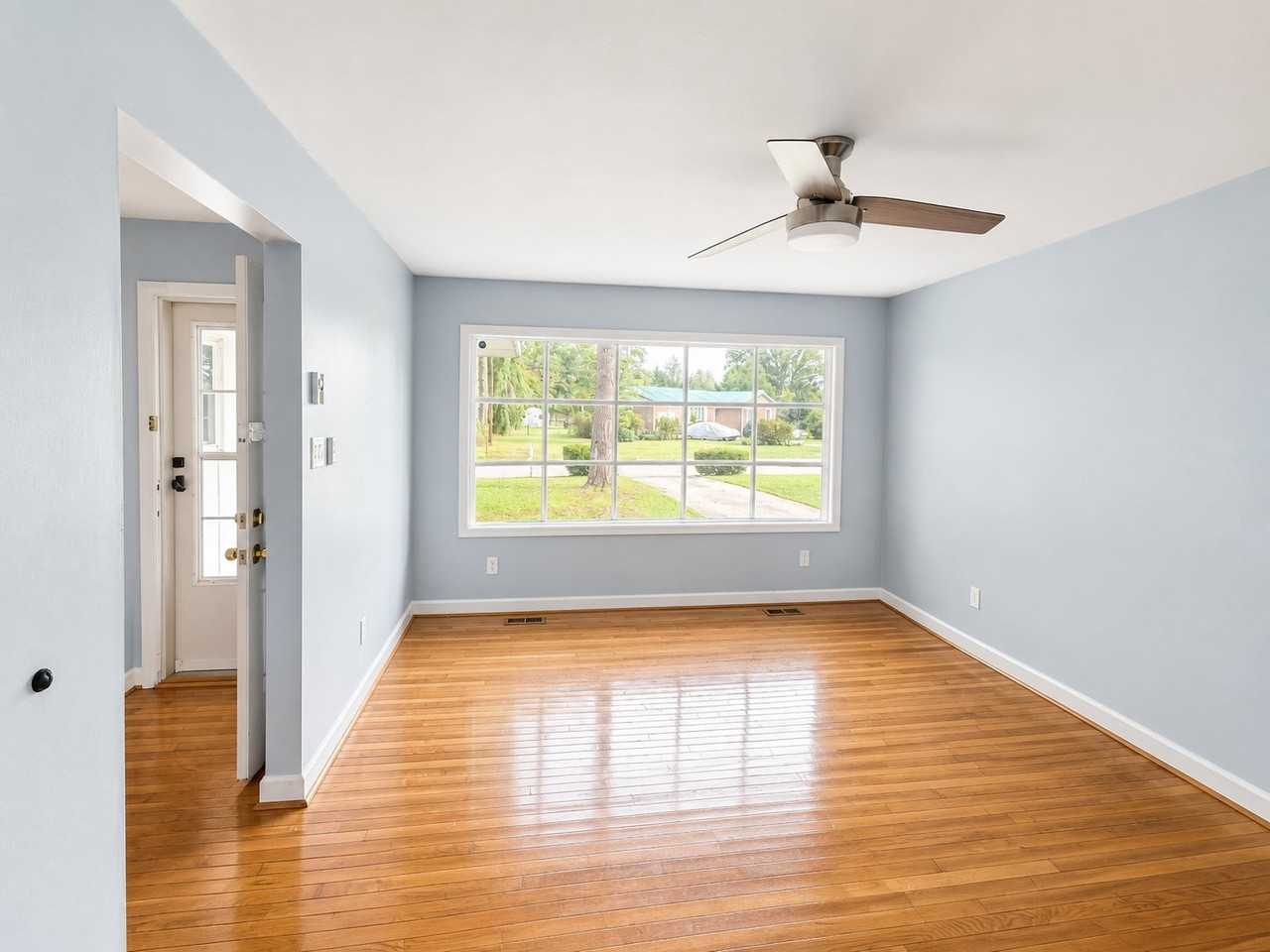 6350 Rannock Dr #E - Photo 3 of 10