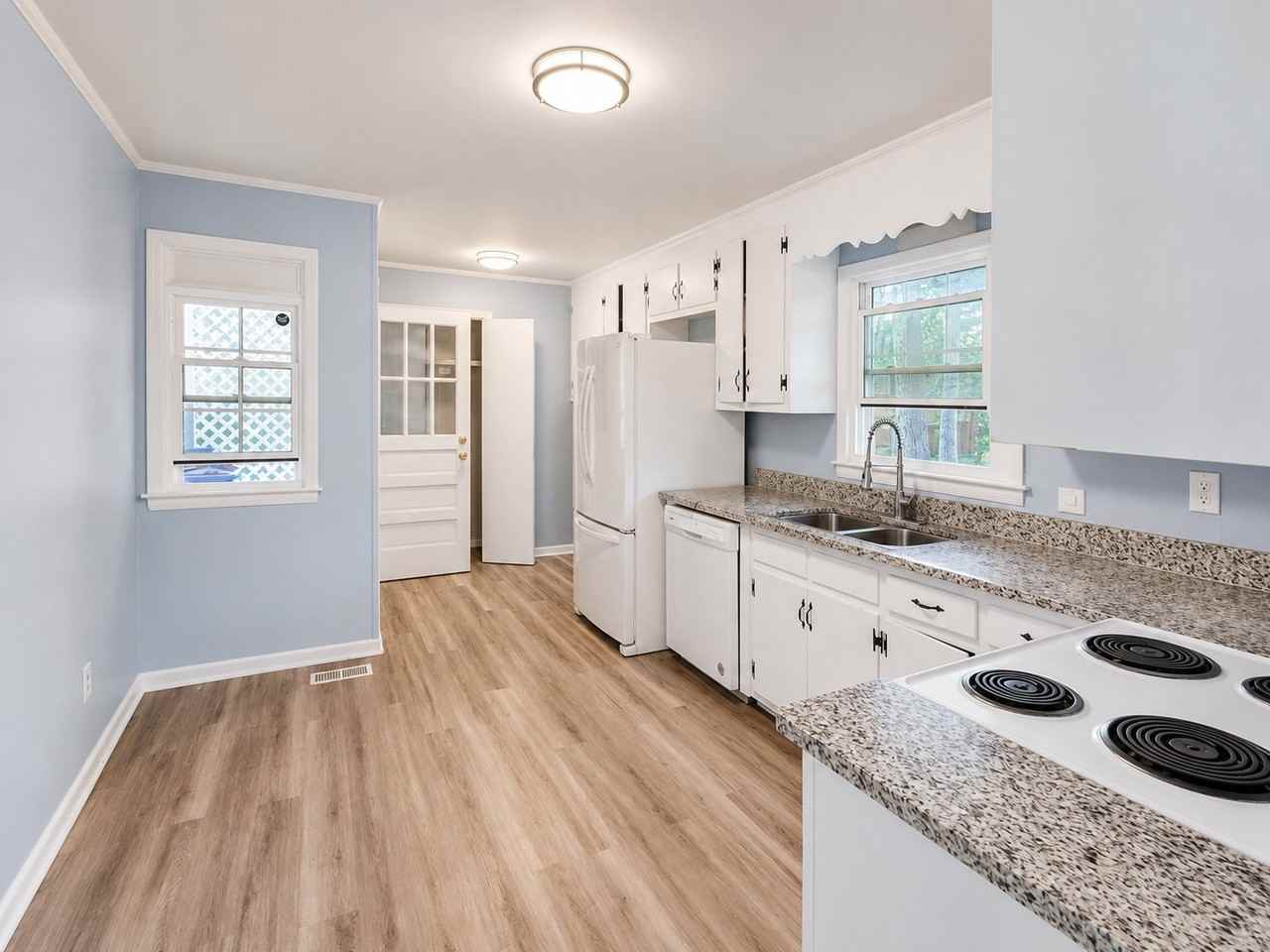 6350 Rannock Dr #E - Photo 5 of 10