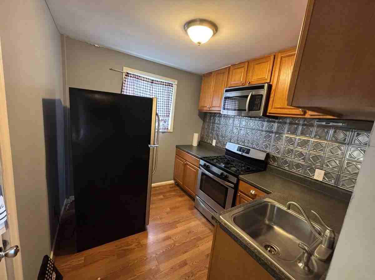 3110 Brendan Ave - Photo 6 of 19