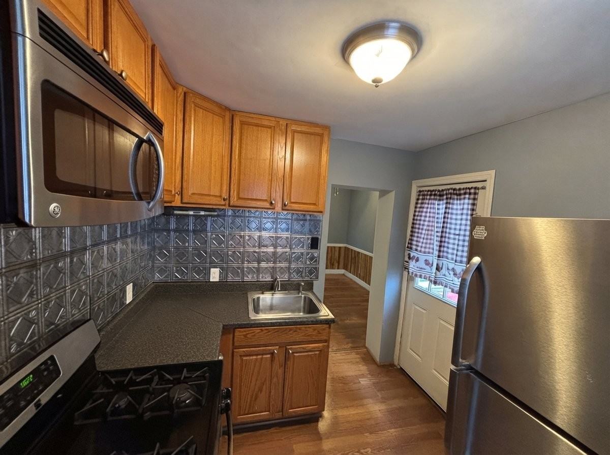 3110 Brendan Ave - Photo 7 of 19