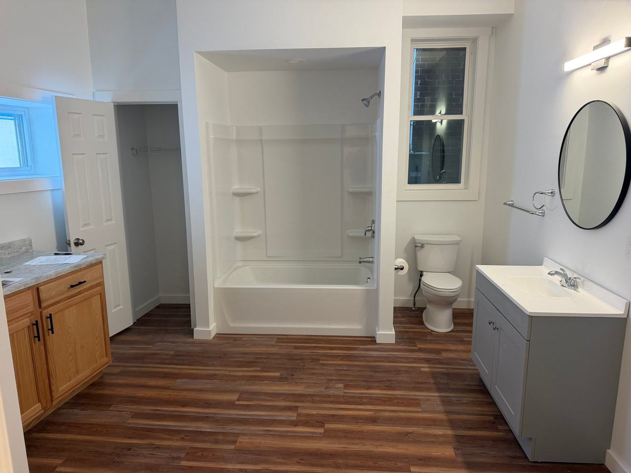 1615 Brownsville Rd #1 - Photo 3 of 9
