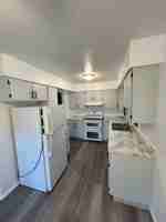 featured image of 1050A Van Buren Ave