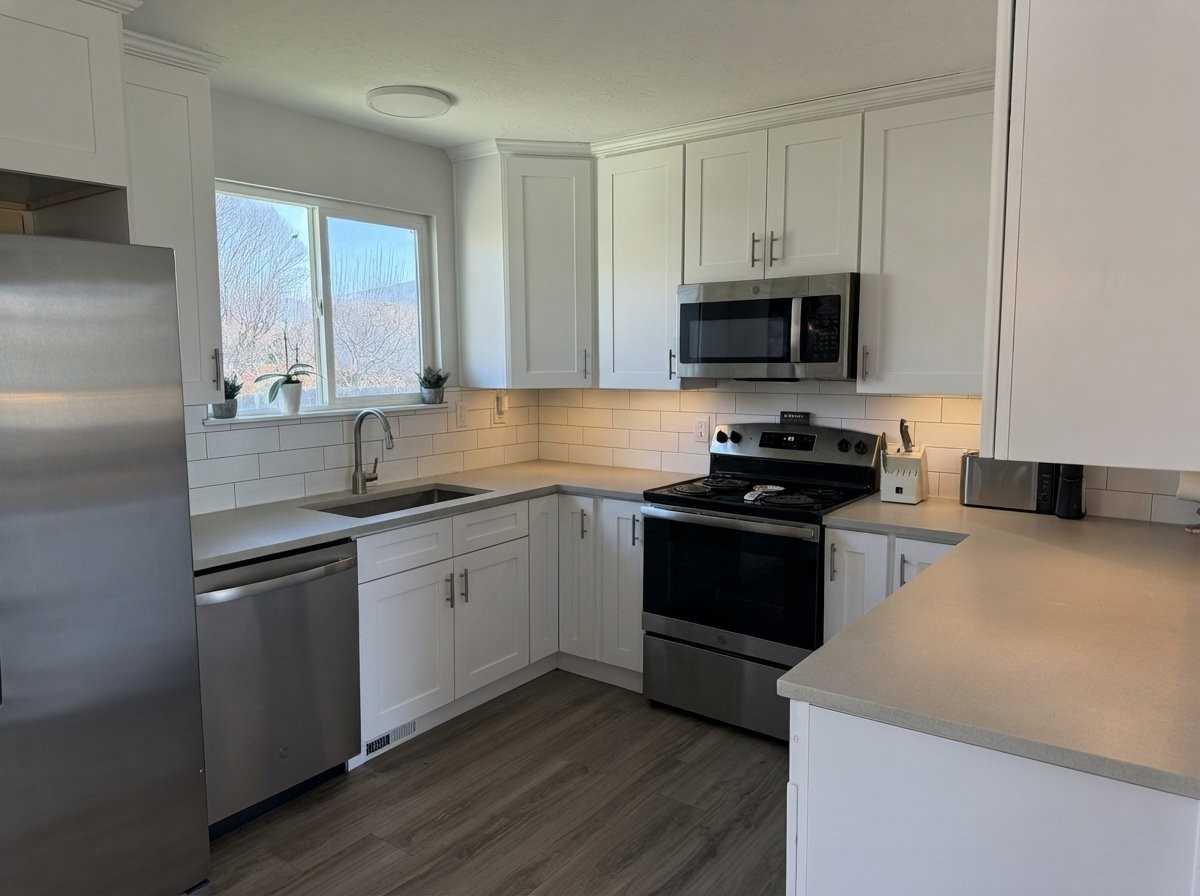 1695 Sw - Photo 3 of 21