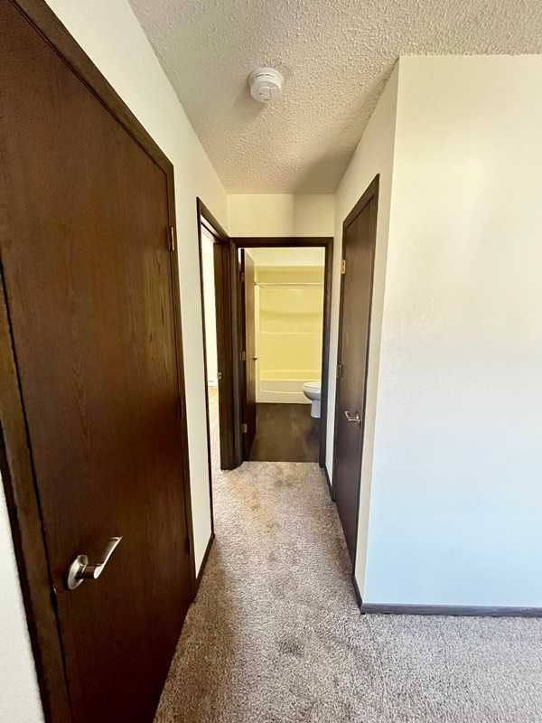 904 Park St #5 - Photo 3 of 8