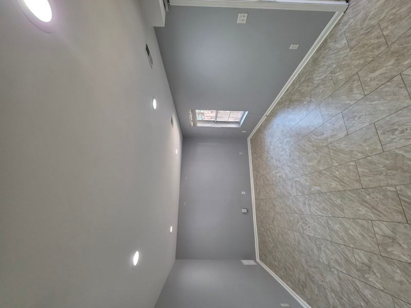 406 Knollwood Ct - Photo 4 of 37