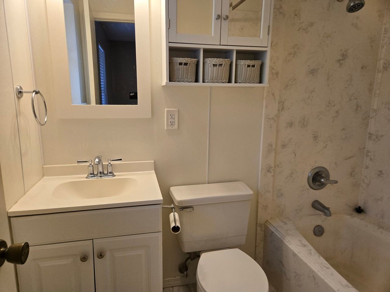 3209 Coastal Dr - Photo 6 of 11