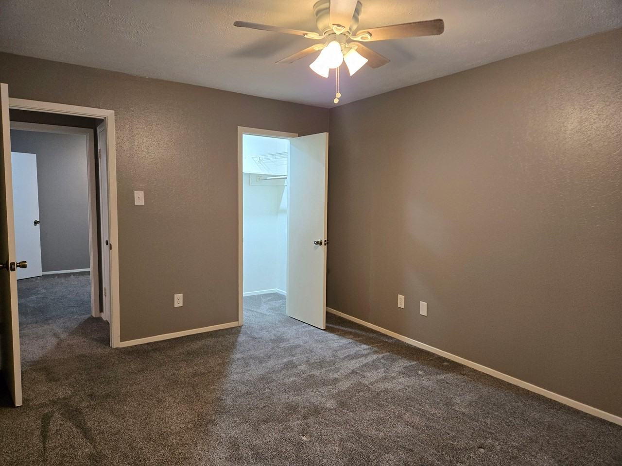 3209 Coastal Dr - Photo 7 of 11