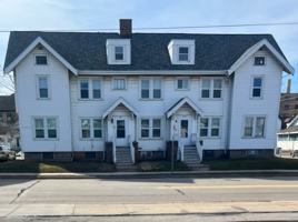 featured image of 461 Bowen St