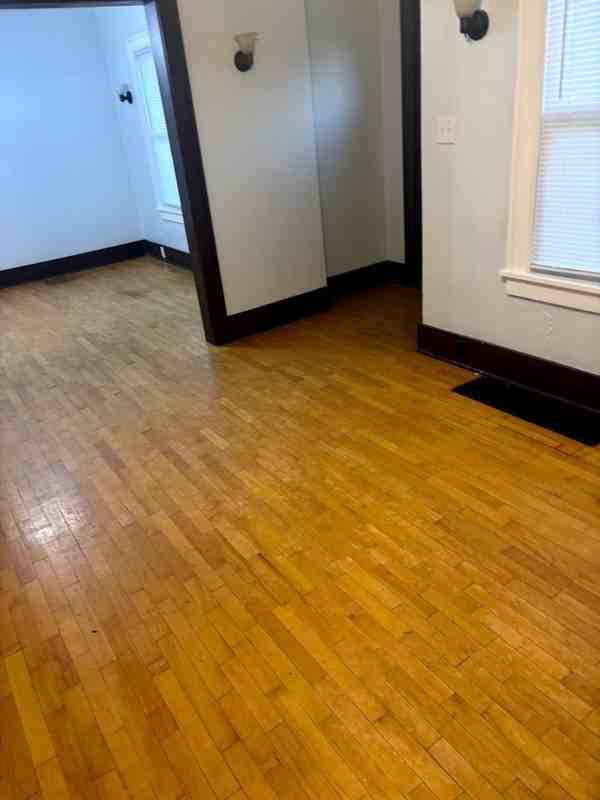 461 Bowen St #461BOWEN - Photo 3 of 6