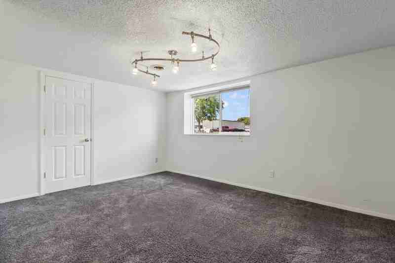 507 W 20th St #104 - Photo 2 of 2