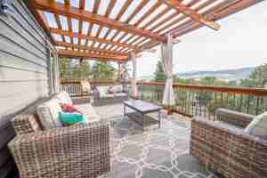 featured image of 234 Greenwood Dr