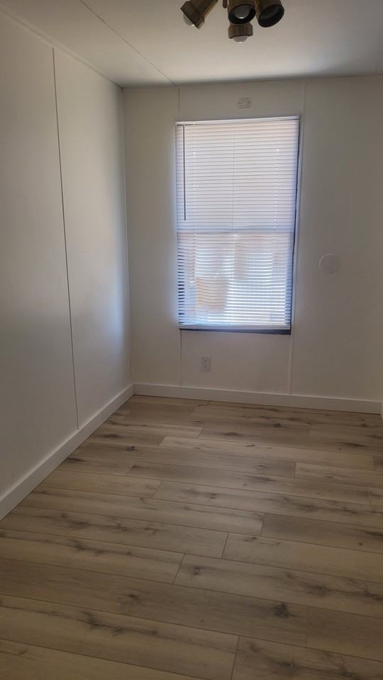 2875 N Hill Field Rd #16 - Photo 5 of 10