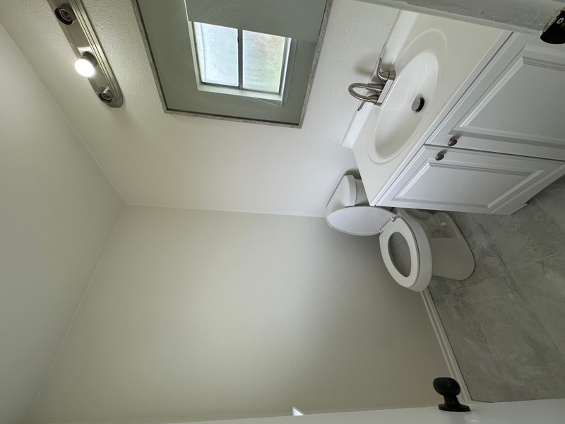 714 Malibu Dr - Photo 3 of 7