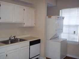 featured image of 2642 E 3rd St