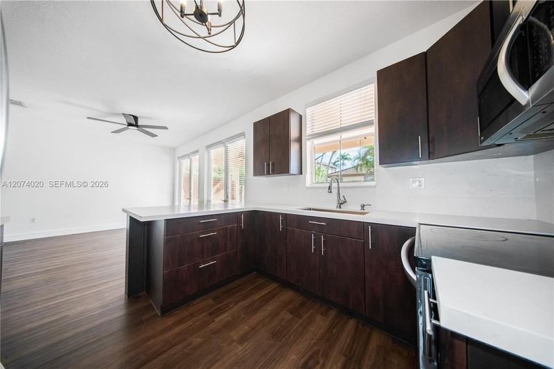 13867 Sw 38th Ter - Photo 5 of 24