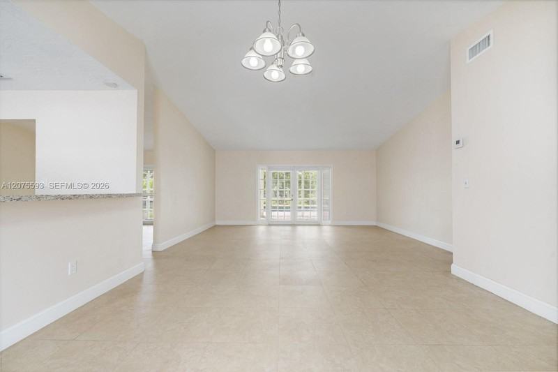 18468 Sw 89th Ct - Photo 5 of 29