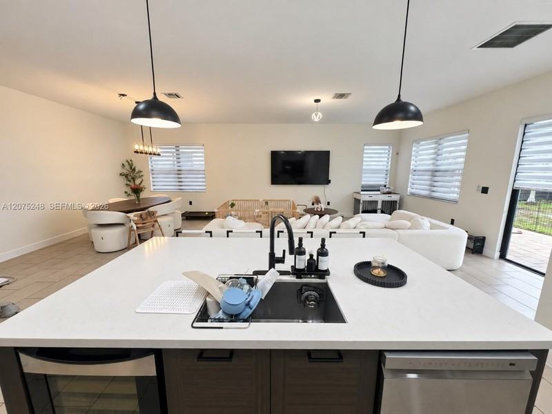 13655 Sw 158th Pl - Photo 4 of 9