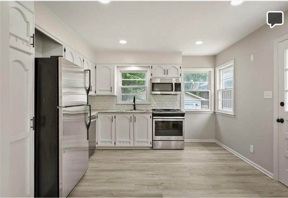 3605 S Norwood Ave - Photo 2 of 14