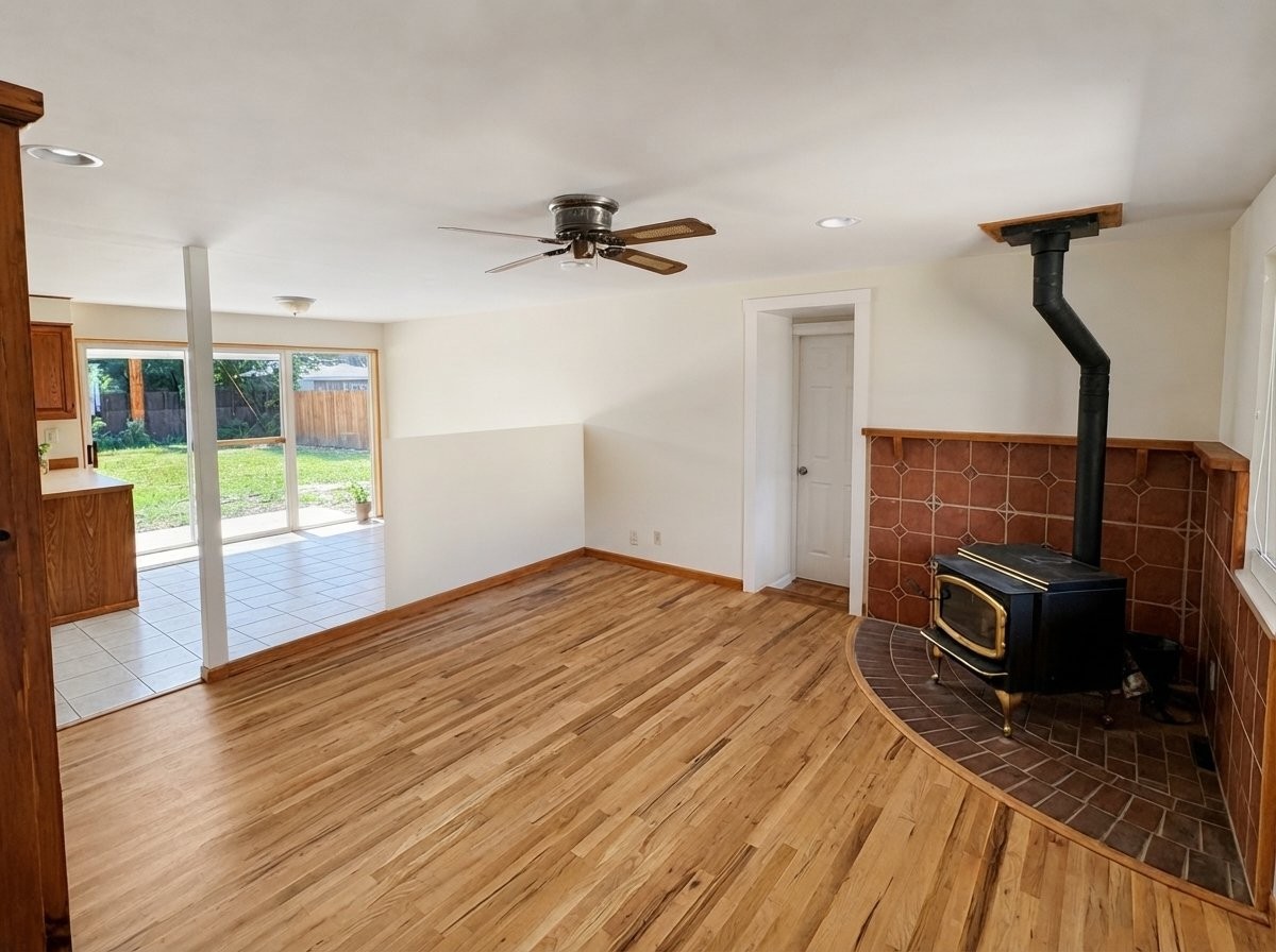 440 Franklin St - Photo 3 of 14