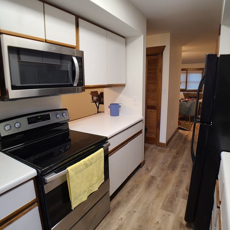 613 Huntridge Dr #613 - Photo 3 of 16
