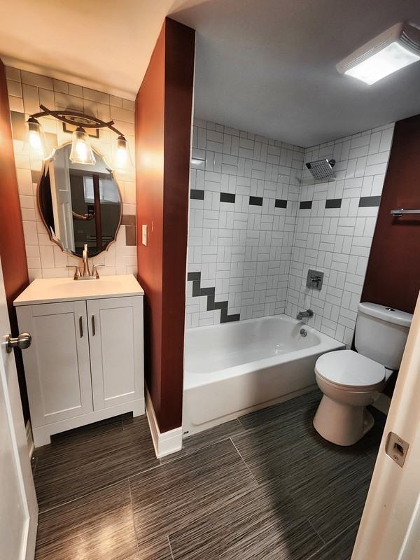 8046 S Hermitage Ave #GRD - Photo 3 of 5
