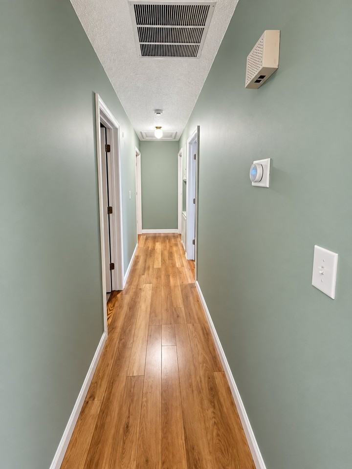 28 Cambridge Dr - Photo 6 of 16