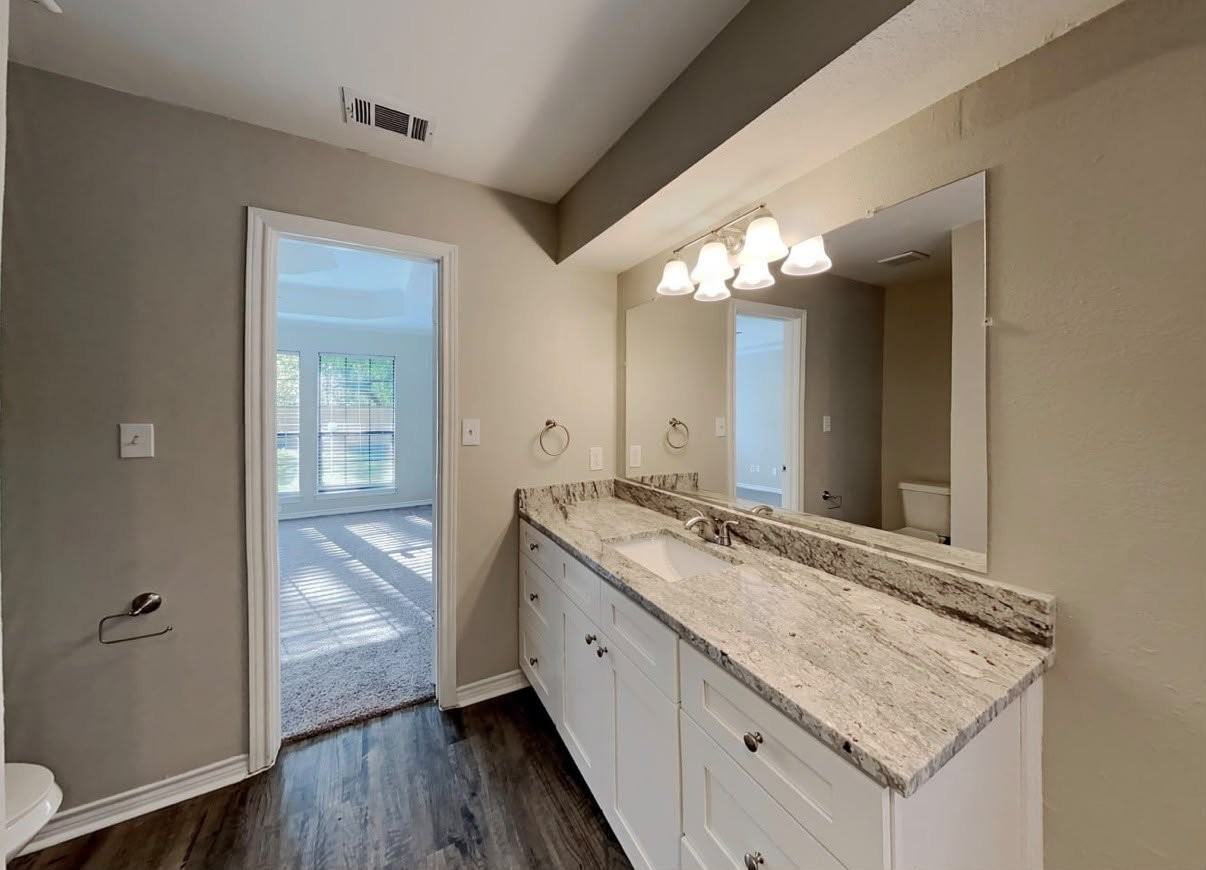 614 Arbor Creek Dr - Photo 4 of 9