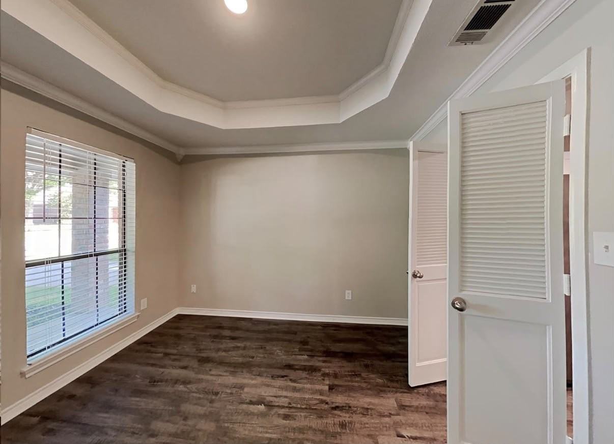 614 Arbor Creek Dr - Photo 5 of 9
