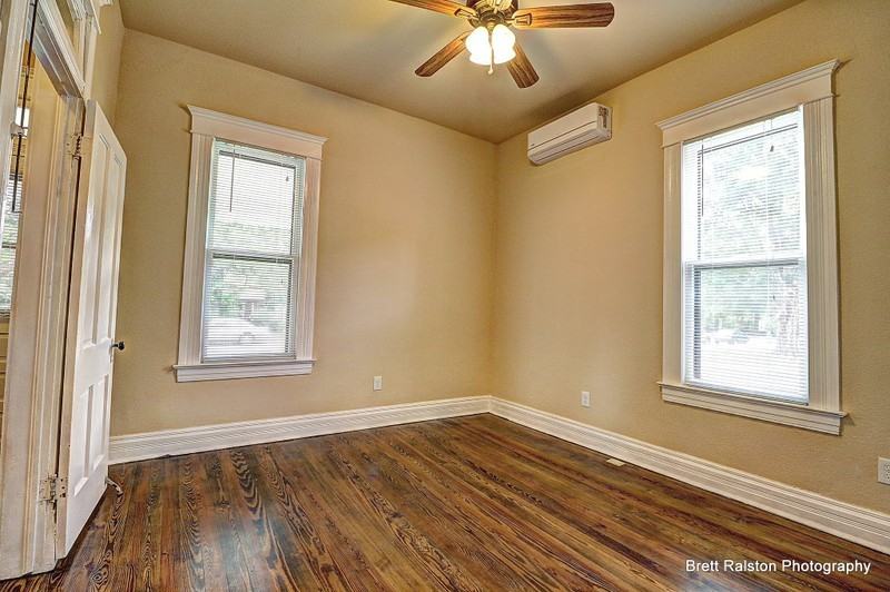 621 N 4th St - Photo 3 of 17