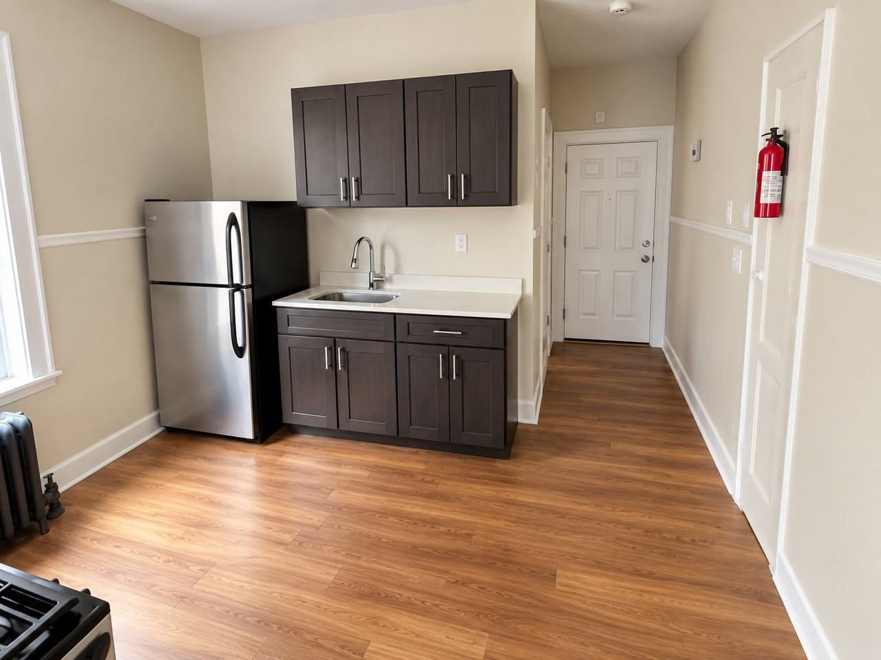 490 E 23rd St #3 - Photo 2 of 6