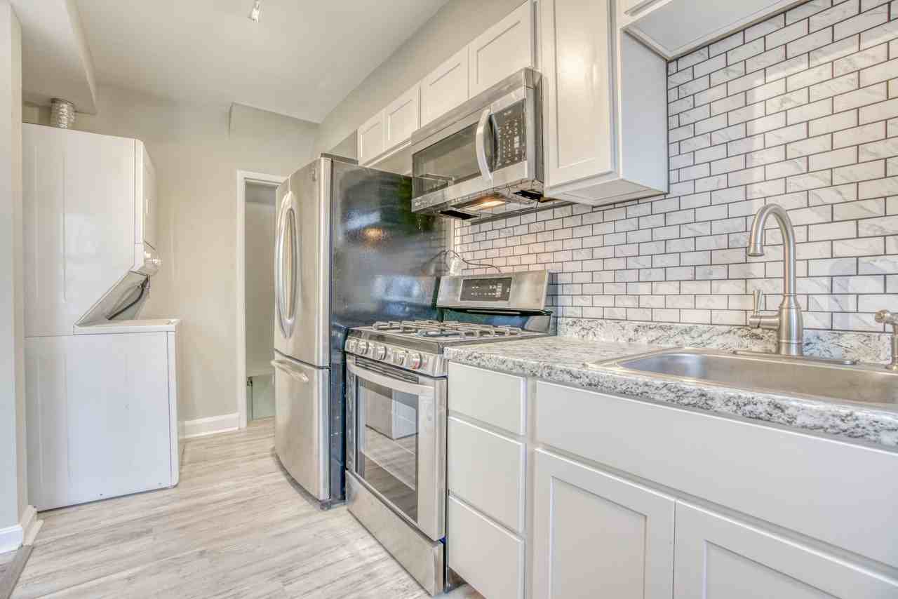 7814 Charlesmont Rd - Photo 4 of 14