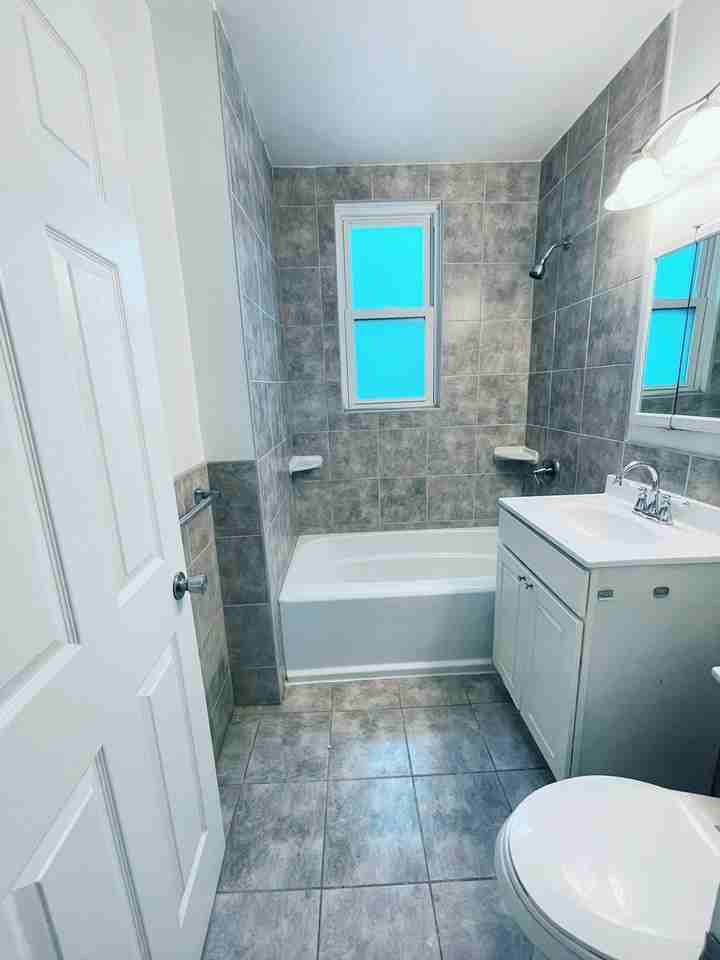 16 Hazel Pl #2 - Photo 6 of 20