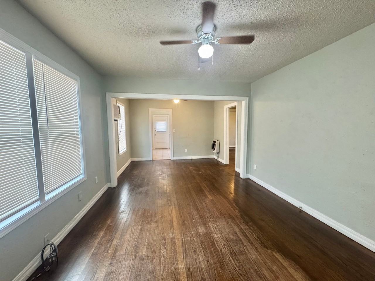 1000 N Tabor Ave - Photo 5 of 20