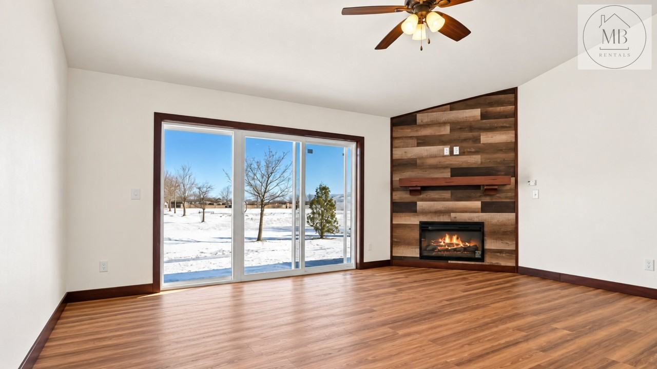 837 Killarny Trl - Photo 2 of 19