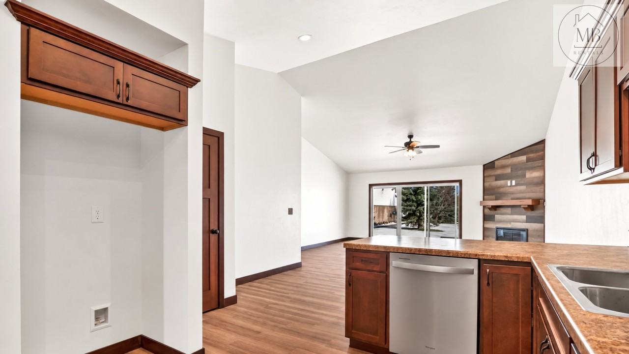 837 Killarny Trl - Photo 6 of 19