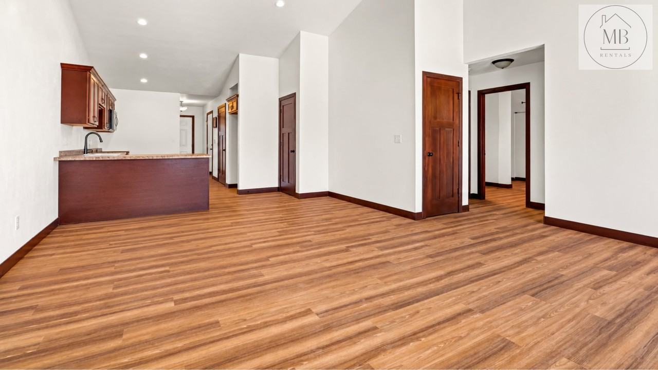 837 Killarny Trl - Photo 7 of 19